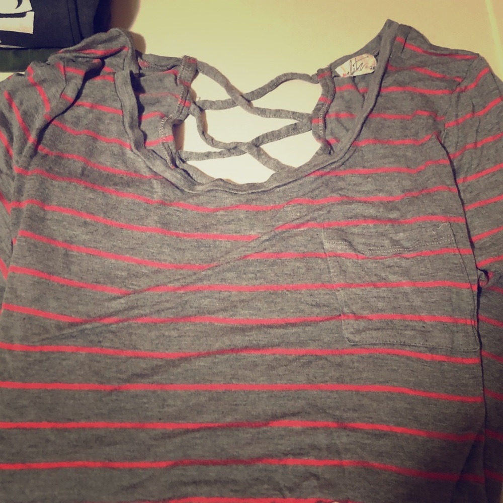 Cross Back tee